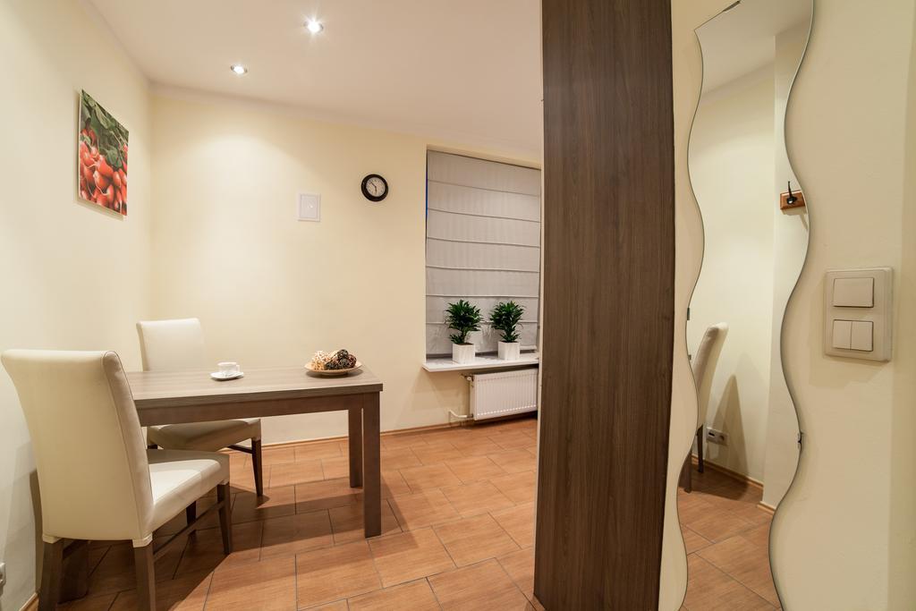 Place 4 You Apartments Cracovie Chambre photo