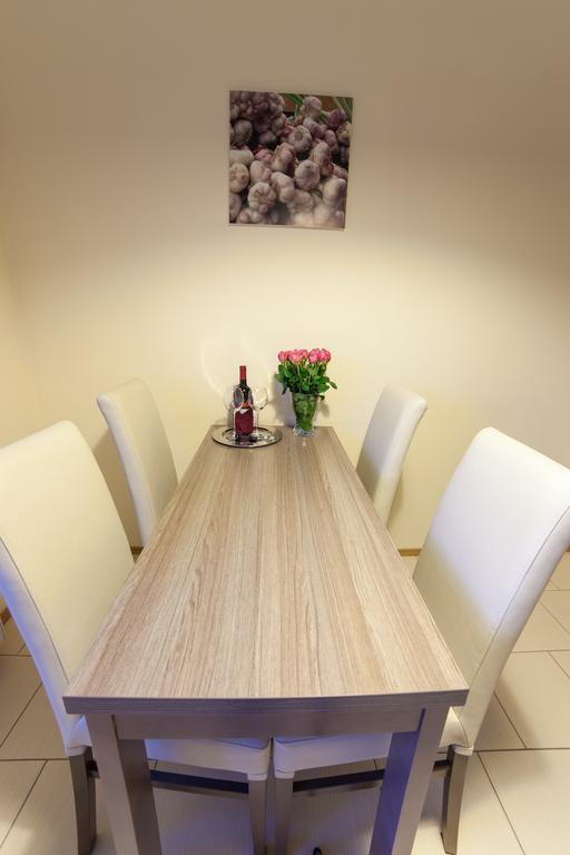 Place 4 You Apartments Cracovie Chambre photo