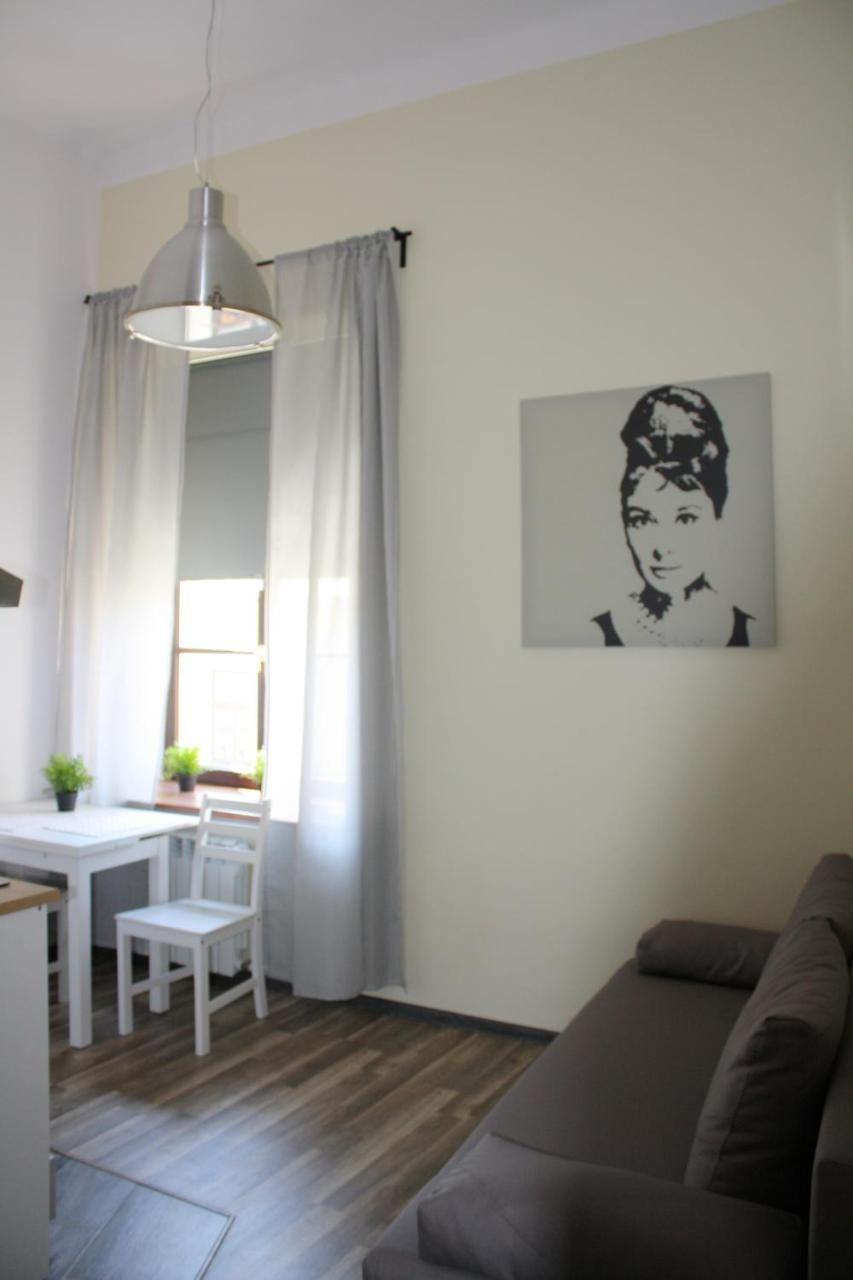 Place 4 You Apartments Cracovie Extérieur photo